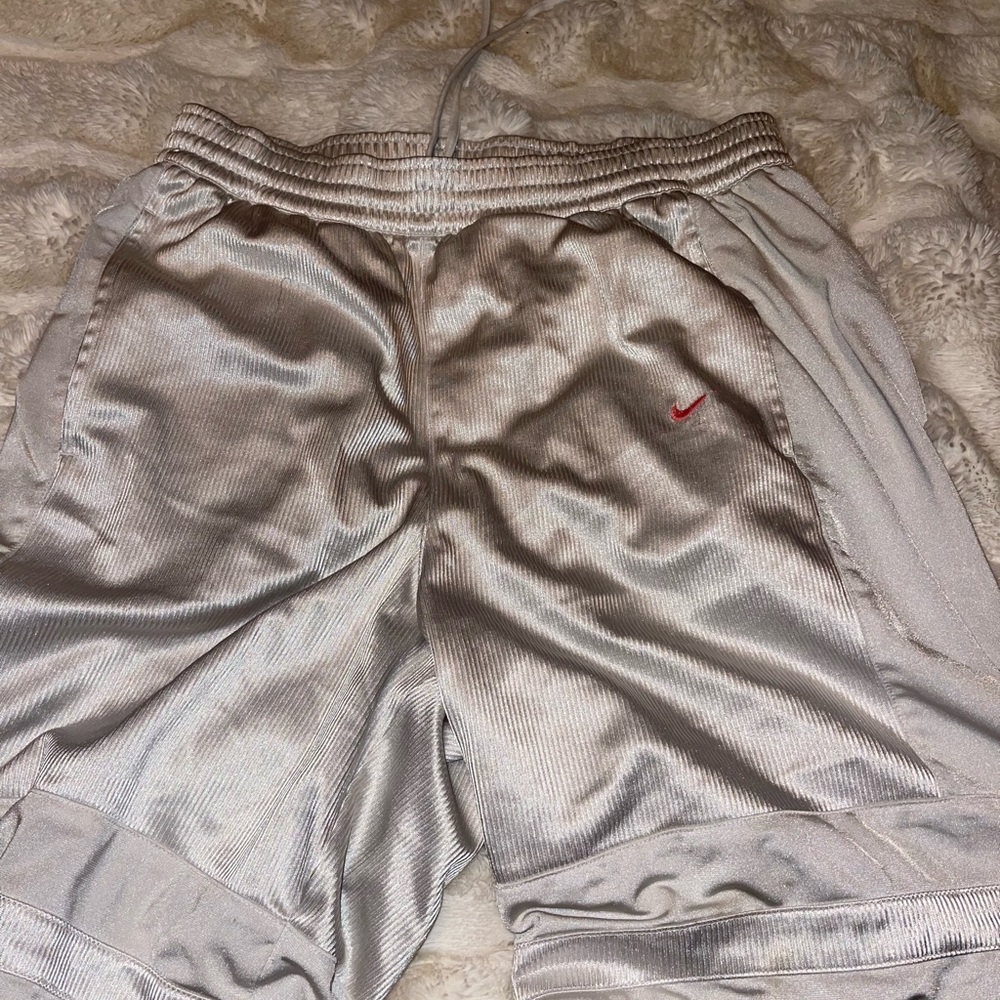 White NIKE MALE shorts!